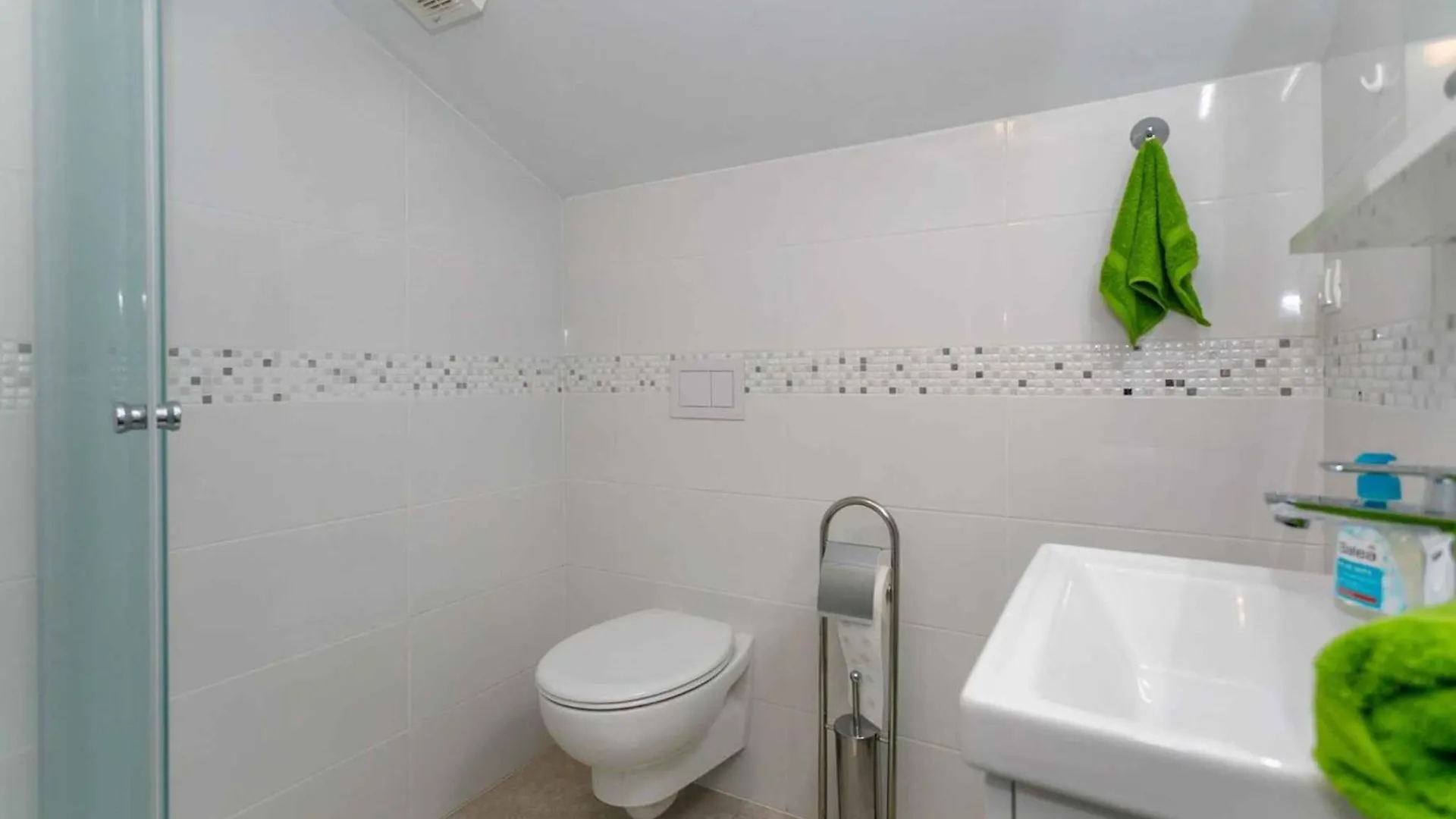 Apartment In Malinska/Insel Krk 38057 0*, مالينسكا كرواتيا